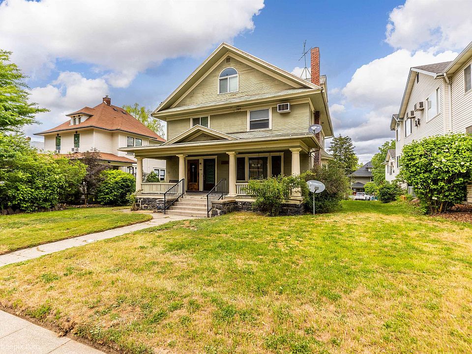 1st image of 1714 W 10th Ave