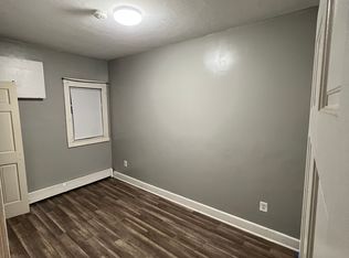 217 Plymouth St #1, Holbrook, MA 02343