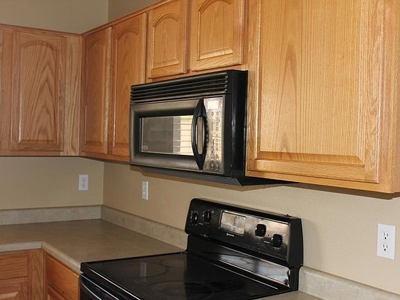 4th image of 16344 W Central St