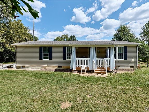 2nd image of 54 Wisteria Ln