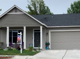 303 SW 9th St, Battle Ground, WA 98604