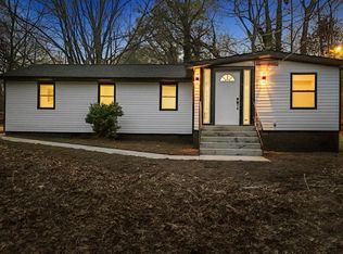 220 Branch St, Campobello, SC 29322