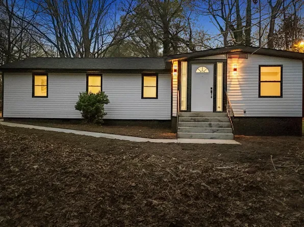 220 Branch St, Campobello, SC 29322