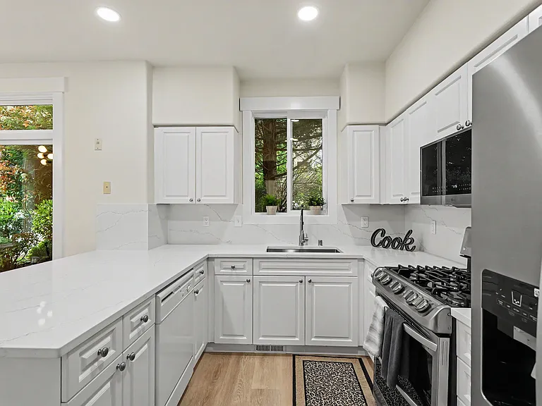 23300 SE Black Nugget Rd #M1 — Photo 10