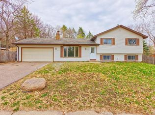 8165 137th St W, Apple Valley, MN 55124