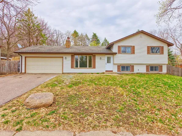 8165 137th St W, Apple Valley, MN 55124