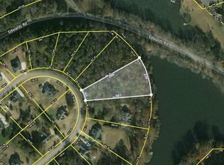 188 Roundstone Dr, Inman, SC 29349