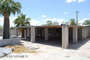 5th image of 6743 S Santa Clara Ave