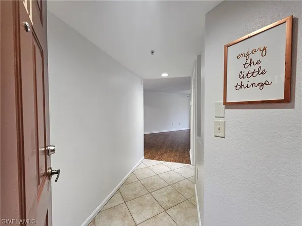 4105 Residence Dr APT 711, Fort Myers, FL 33901