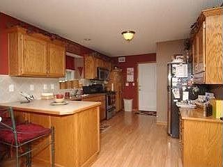 4th image of 1906 N Ashley Dr