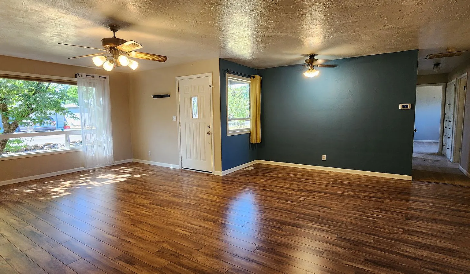 Move-In special $500 off first month's rent — Photo 4