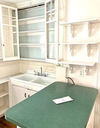 3rd image of 46 1/2 Olive St #46-1/2