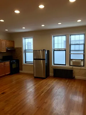 Rented by Voro, LLC | media 9