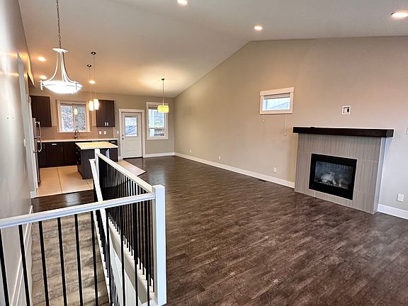 3rd image of 46260 Tournier Pl #1