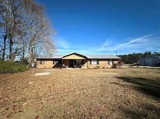 147 Ralph Hill Ln, Adel, GA 31620