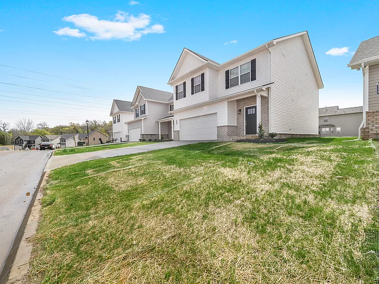 4740 Stoneyhurst Ln — Photo 27