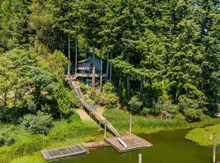 96113 Rains Ln, Lakeside, OR 97449