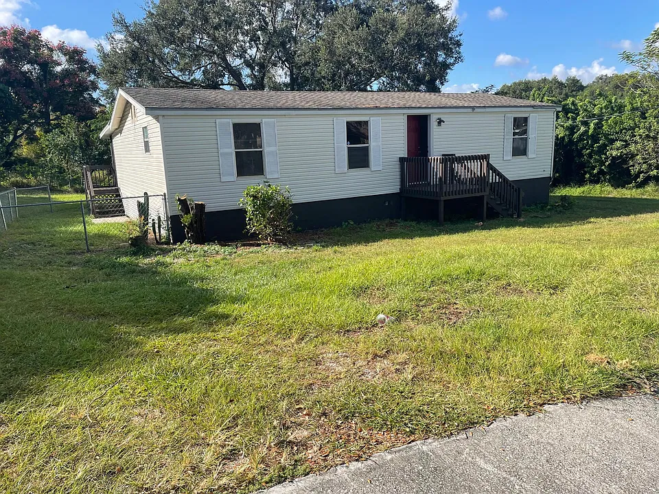 142 Winston Ave