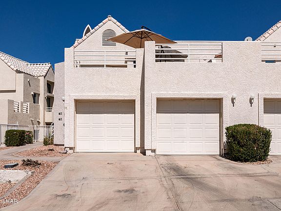 3rd image of 420 S Acoma Blvd #15