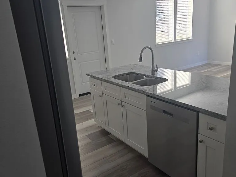 405 Willamette St — Photo 38