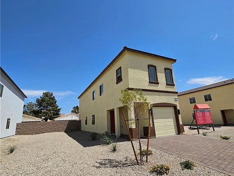 2112 Abraham Ave — Photo 12