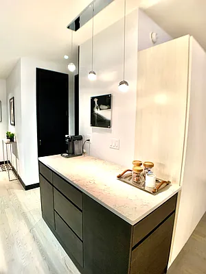 Rented by HOME RESIDENTIAL LLC | media 10