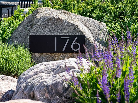 3rd image of 176 Cobble Beach Dr