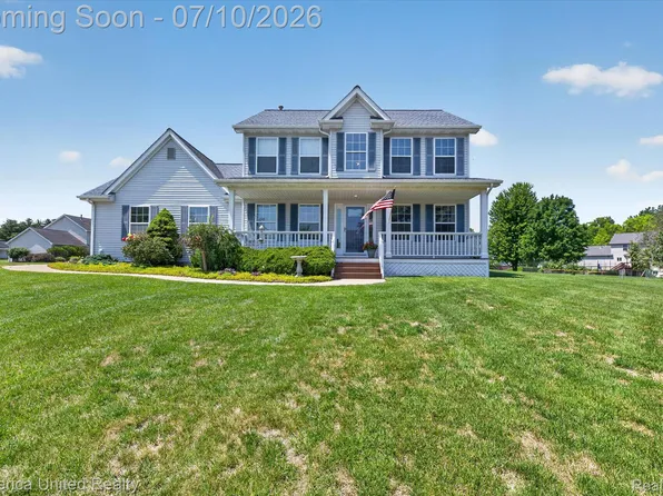 14458 Oak Leaf Trl, Linden, MI 48451
