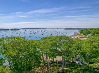 37 Casco Ter, Falmouth, ME 04105