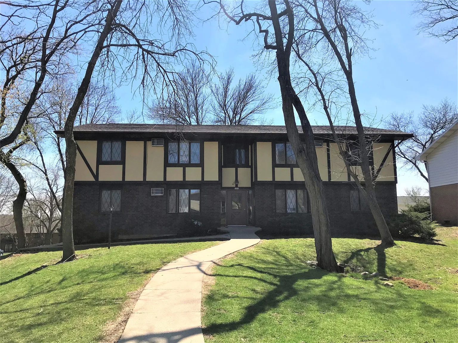 2 bed, 1.0 bath, 875 sqft, $1,500 — Photo 2