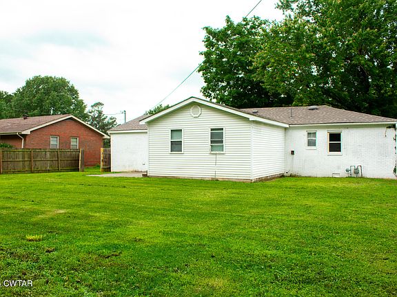 3rd image of 613 Scenic Hills Dr