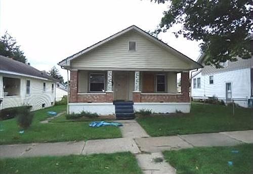 2nd image of 321 N F St