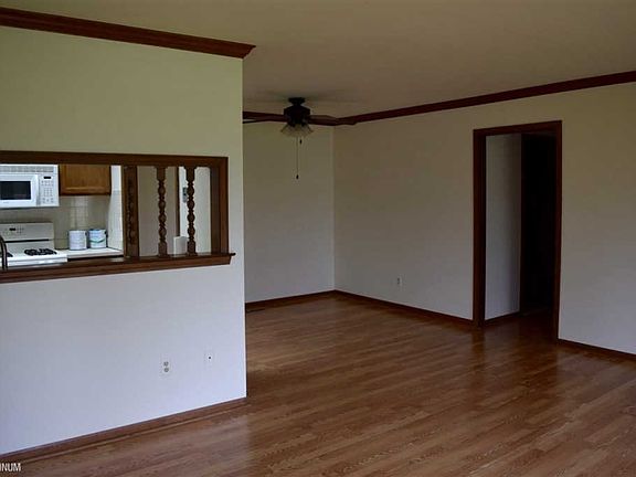 5th image of 14958 Kent Ct