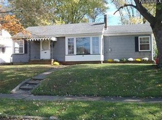 812 12th St SW, Massillon, OH 44647