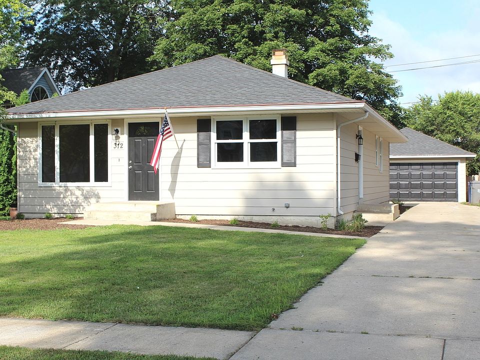 312 S. Weston Ave Elgin, IL 60123