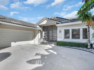 8711 Eagle Run Dr, Boca Raton, FL 33434