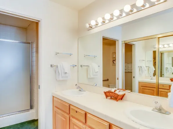 527 Lakeview Blvd #28, Mammoth Lakes, CA 93546