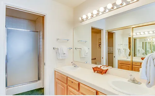 527 Lakeview Blvd #28 Photo 1