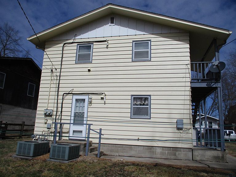Listing photo 4