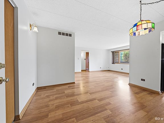 3rd image of 10251 Major Ave APT 108