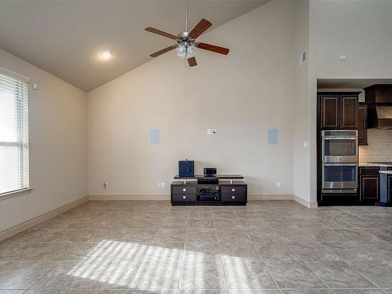 24111 Valencia Ridge Ln — Photo 24
