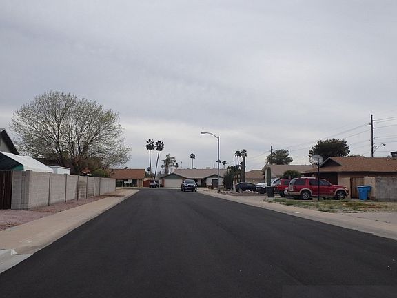 5th image of 2227 W Faria Ln