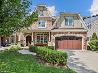 254 N Ridgeland Ave, Elmhurst, IL 60126