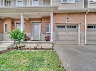 100 Chester Dr #31, Cambridge, ON N1T 0C8