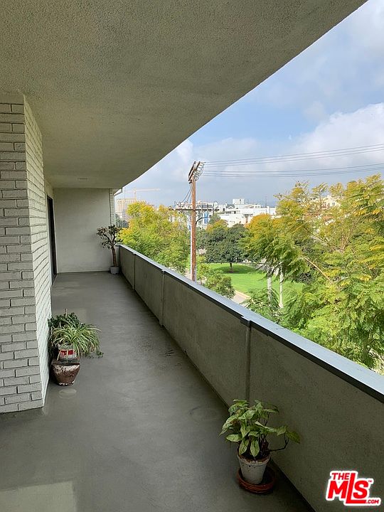 8568 Burton Way APT 305 Los Angeles CA 90048 Zillow