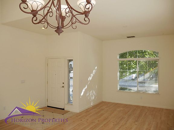 5th image of 170 Battlecreek Cir