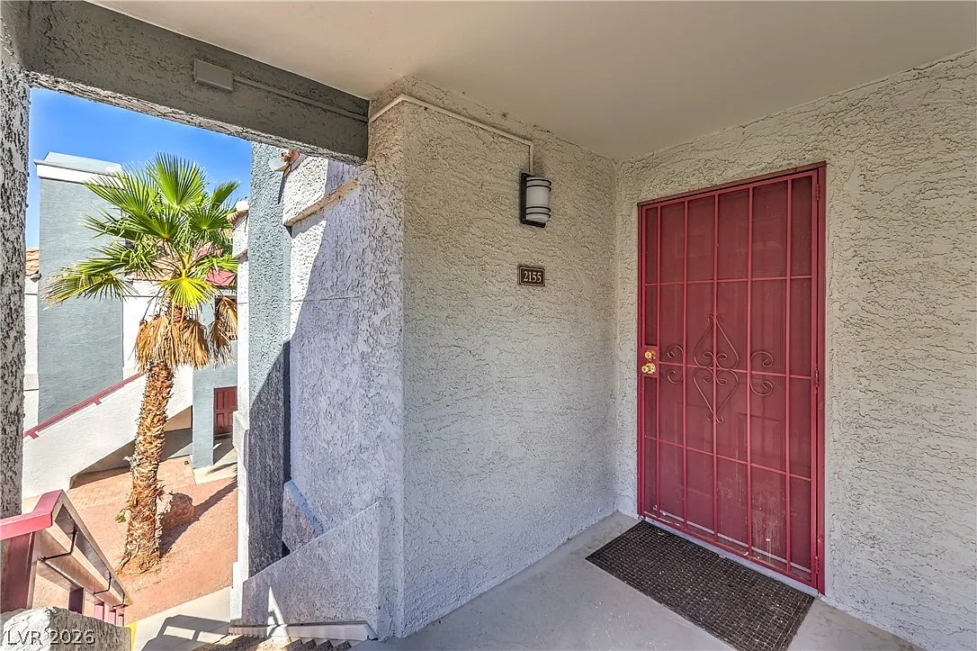 3 bed, 2.0 bath, 1191 sqft, $1,800 — Photo 3
