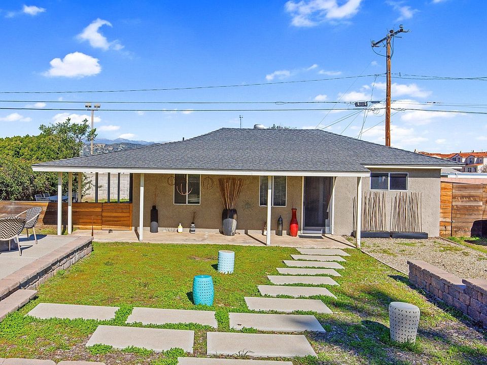 1st image of 2233 Grandview Dr