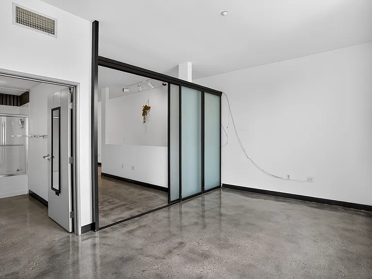 485 W Center Street Promenade — Photo 26