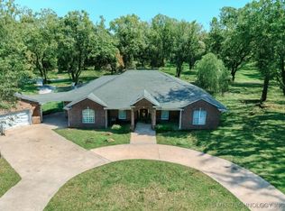 808 N East St, Eufaula, OK 74432